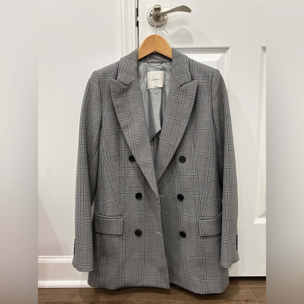 Aritzia Blazer (2)